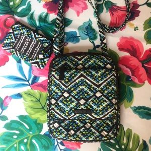 Vera Bradley iconic mailbag. New never used!